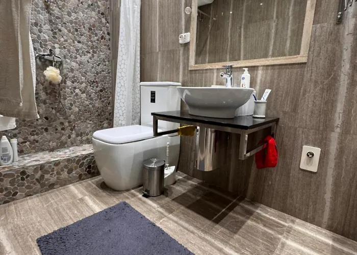 アパート Apartment Lake Tirana *