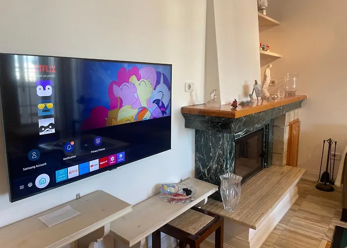 Apartment Lake Tirana ティラナ